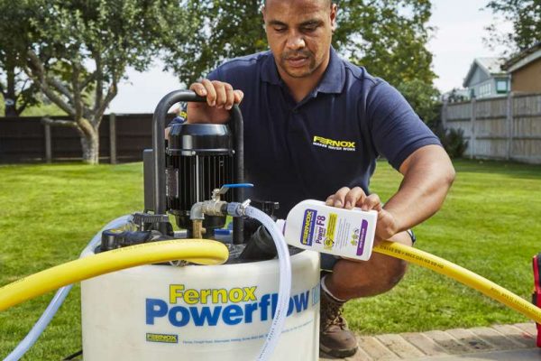 Почистващ препарат Fernox Power Cleaner F8 500ml - Image 2